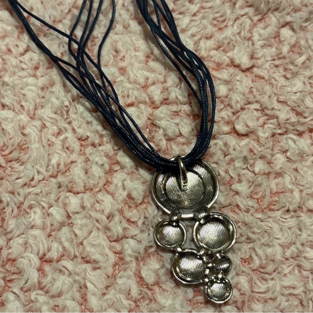 Elegant Blue and Silver Necklace - Picture 7 of 7